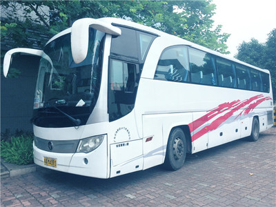 广州51座大巴车包车服务全解析｜云跑租赁为您护航